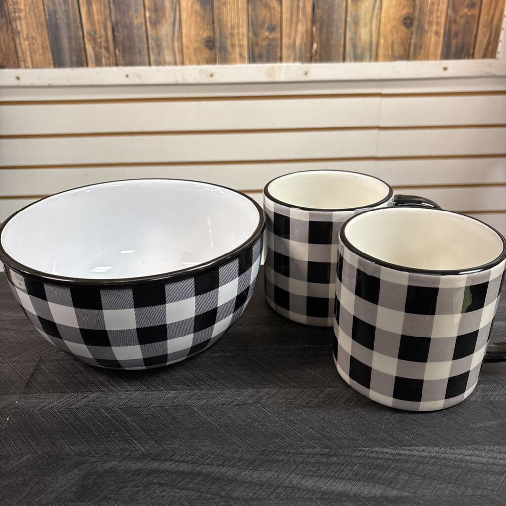 Black and White Checkered Set, No Shipping