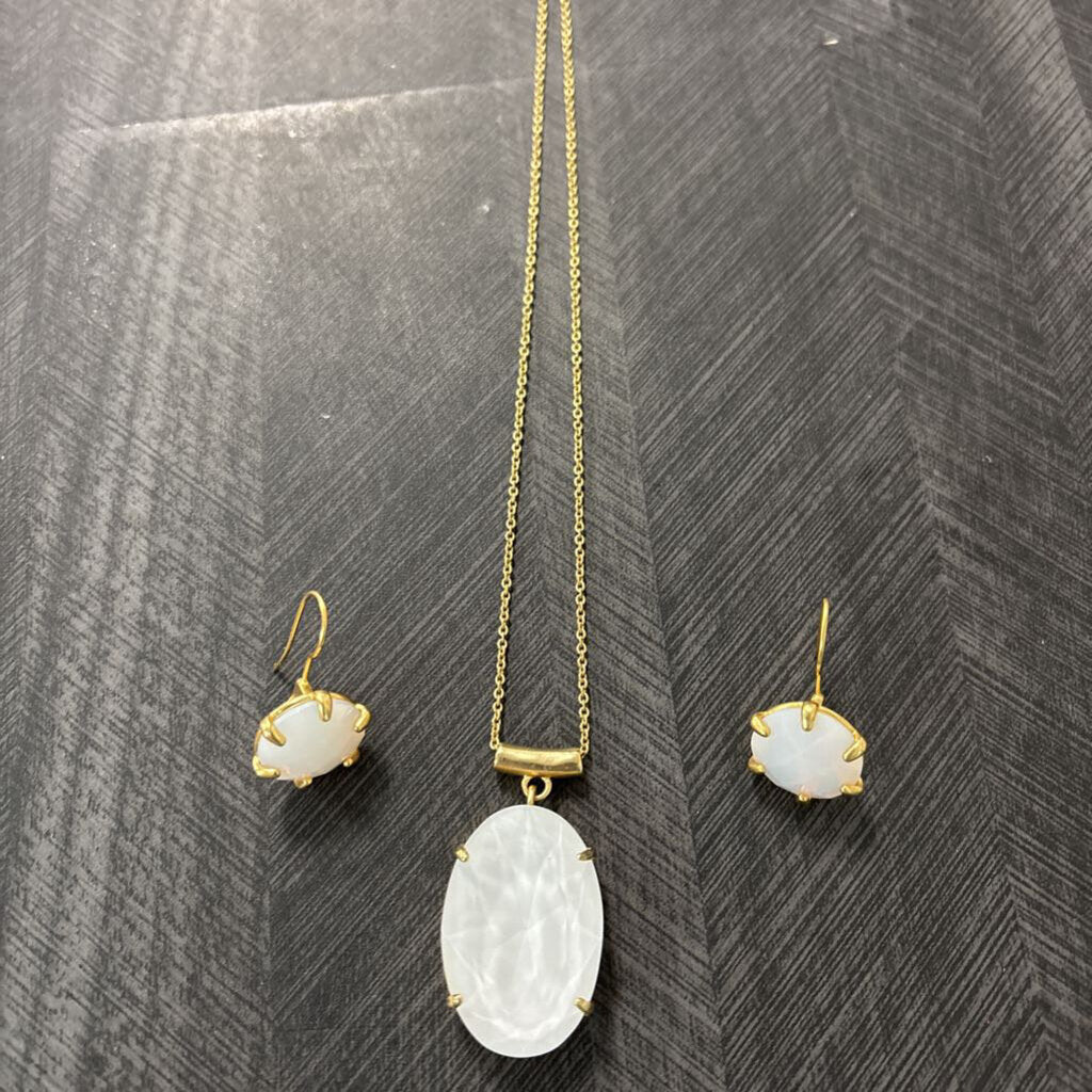 Gold Toned Necklace and Earrings