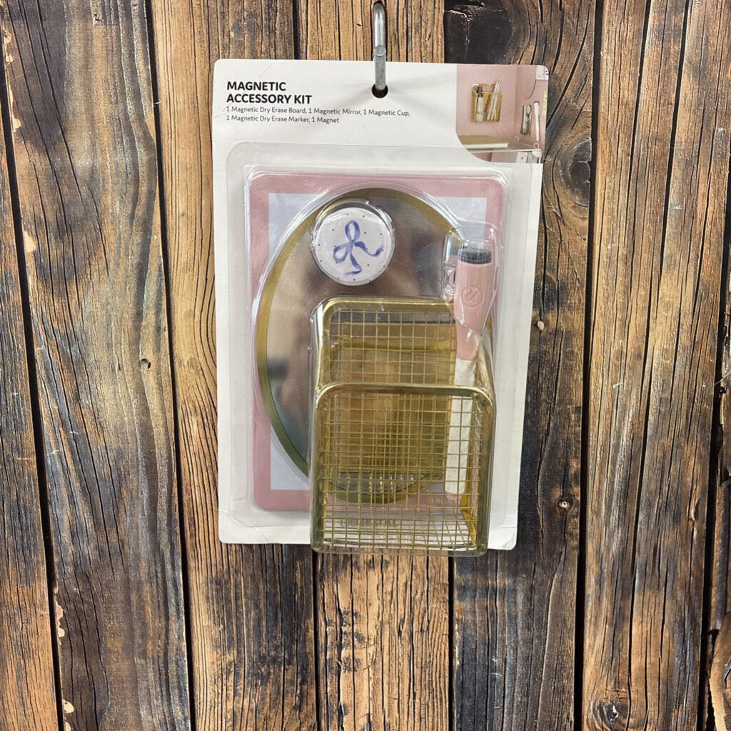 Pink Magnetic Accessory Kit