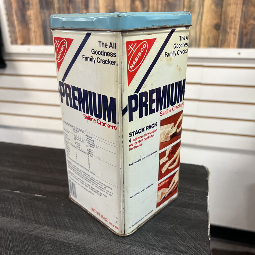 Vintage Premium Saltine Crackers - 9.5x5