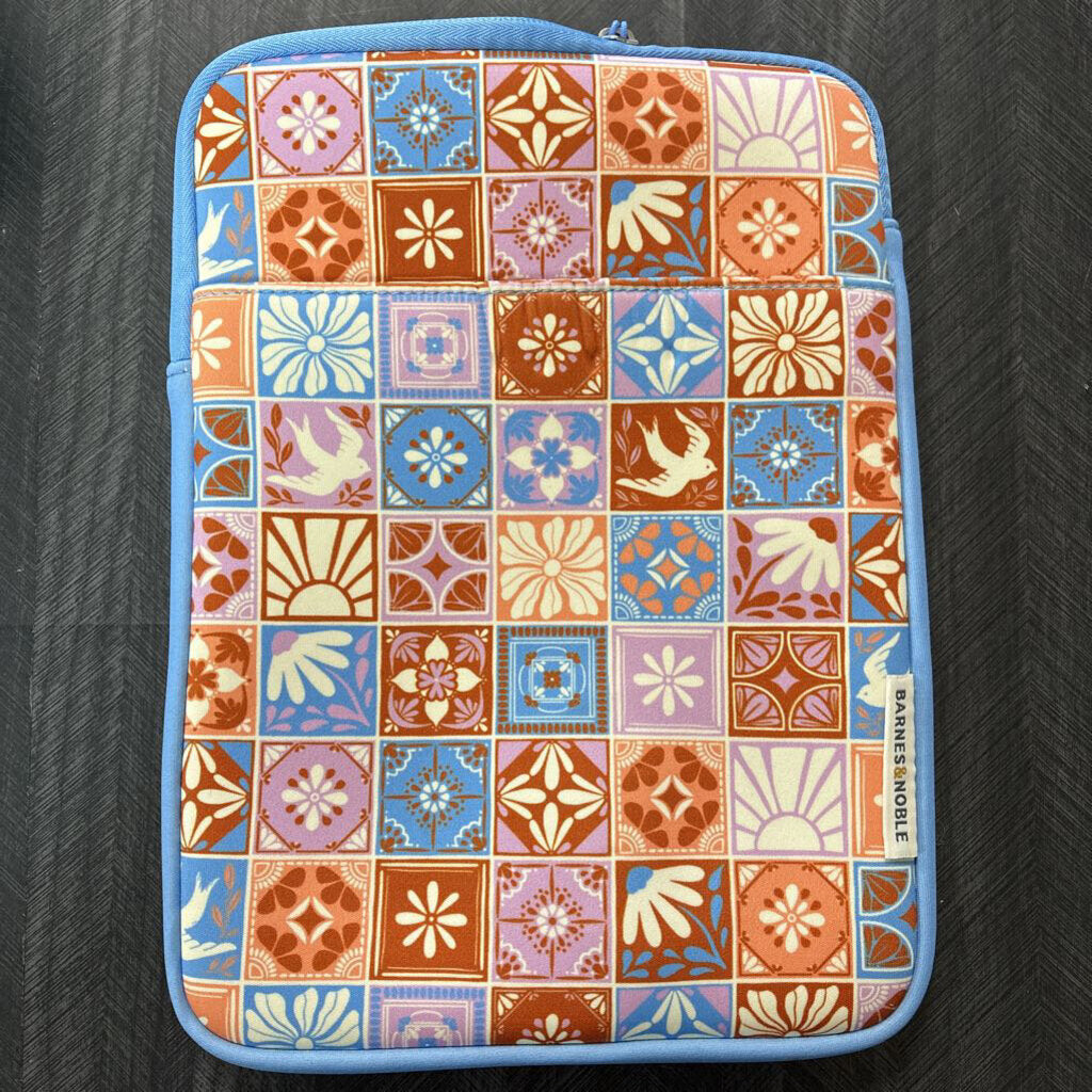Barnes and Noble Kindle Sleeve