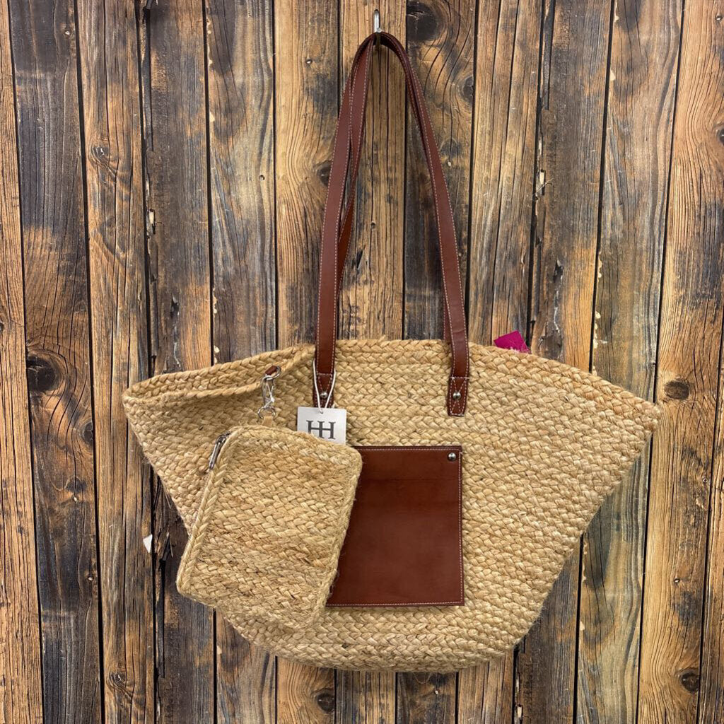 NWT Rattan Tote Bag w/ Pouch; No Ship