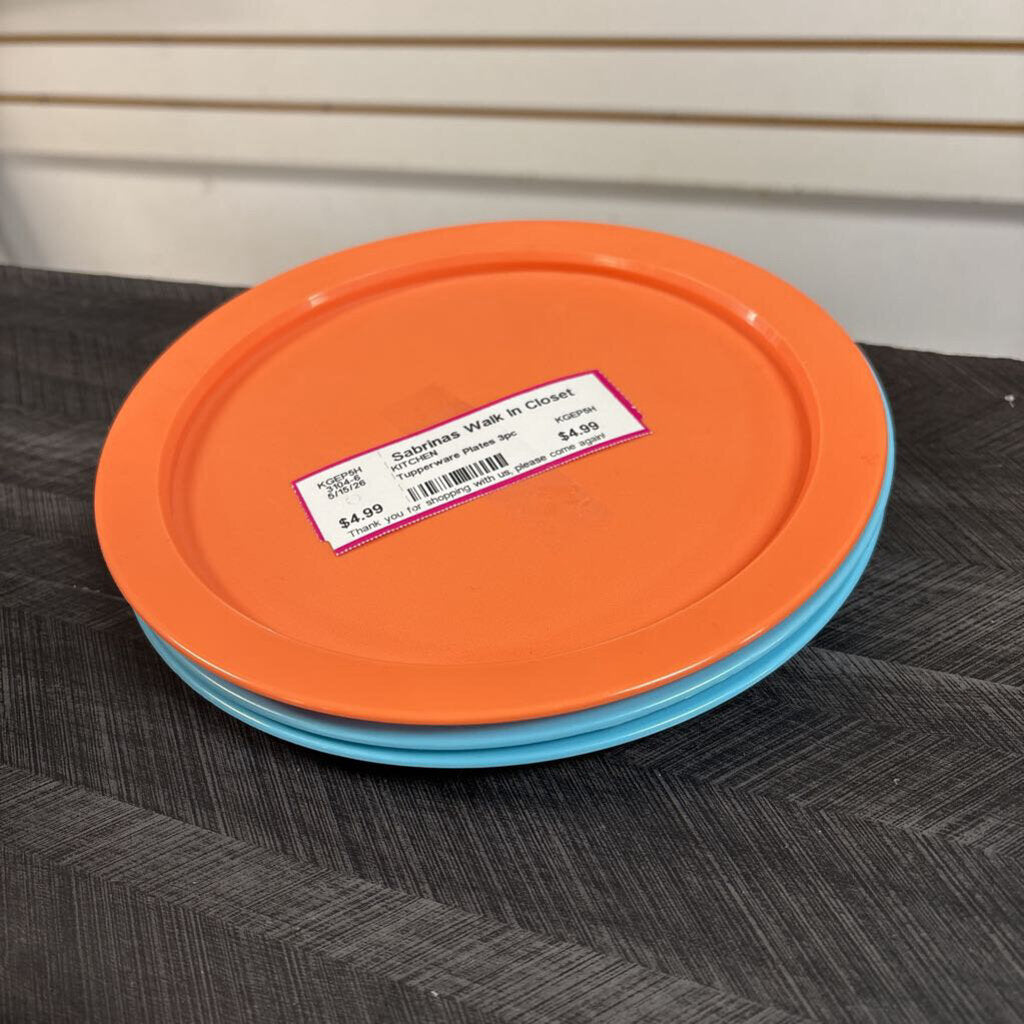 Tupperware Plates 3pc