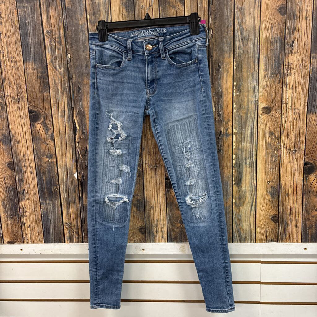 American Eagle Distressed Jeans, Womens 4