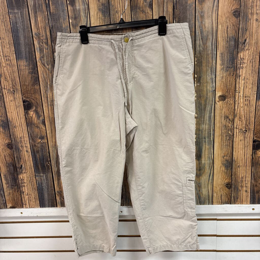 Columbia Khaki Capris, Womens XL