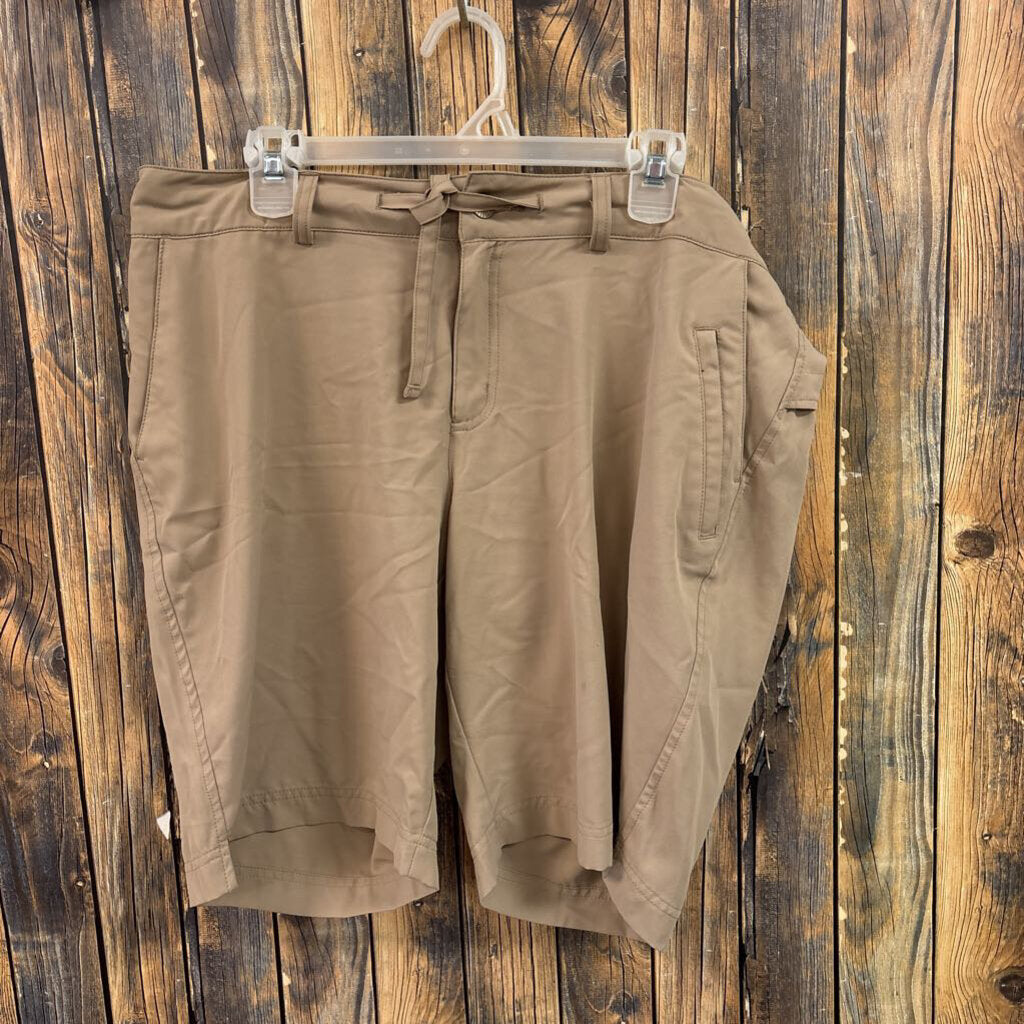 Magellan Soft Khaki Shorts (2), Womens XL