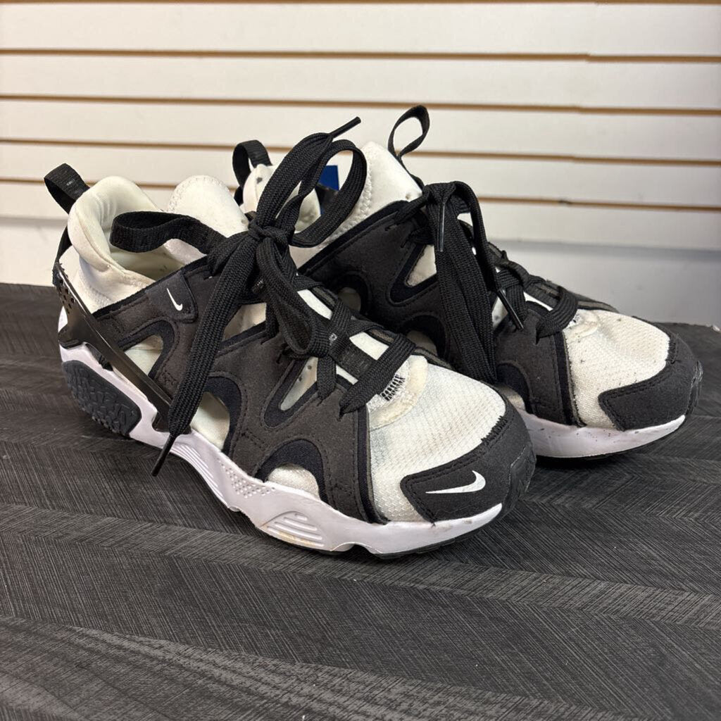 Nike Hurache Shoes, Women's 7.5