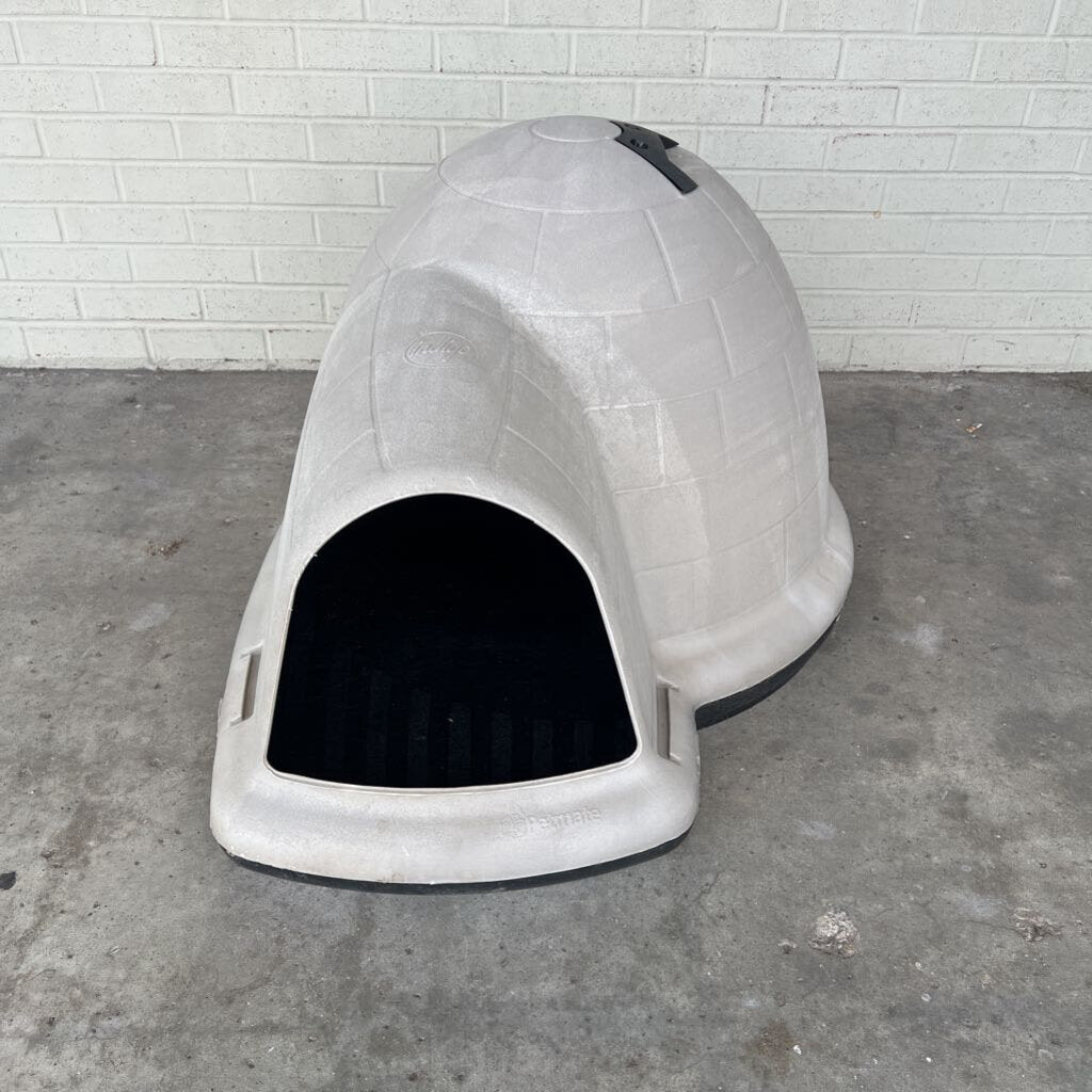 Dog House - 38x28x18 - NO SHIP