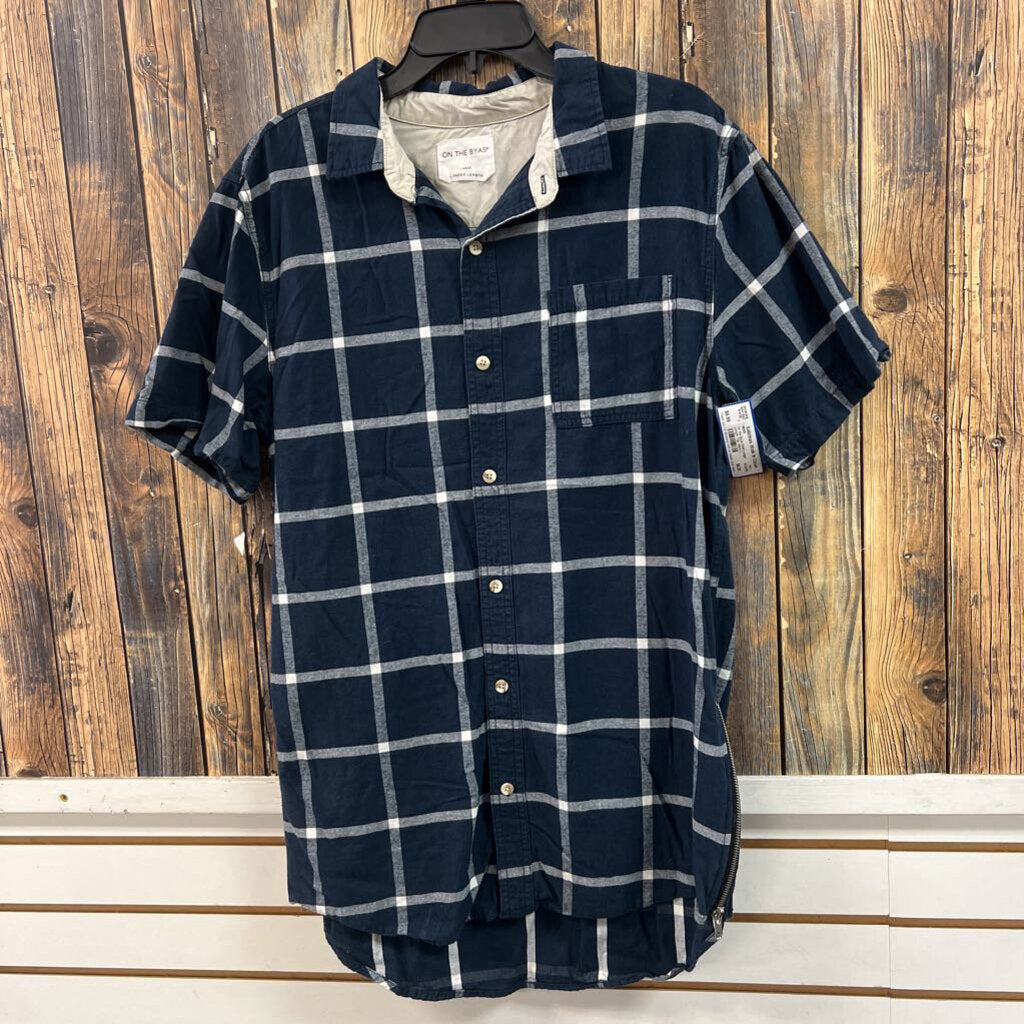 On the Byas Plaid Longer Length Top, Mens L