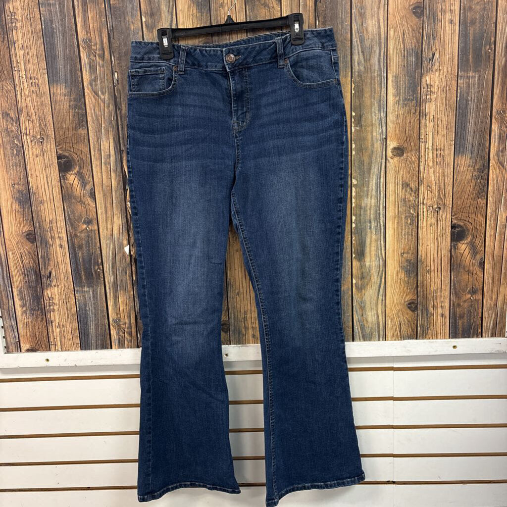 Maurices Mid Rise Jeans, Womens 16R