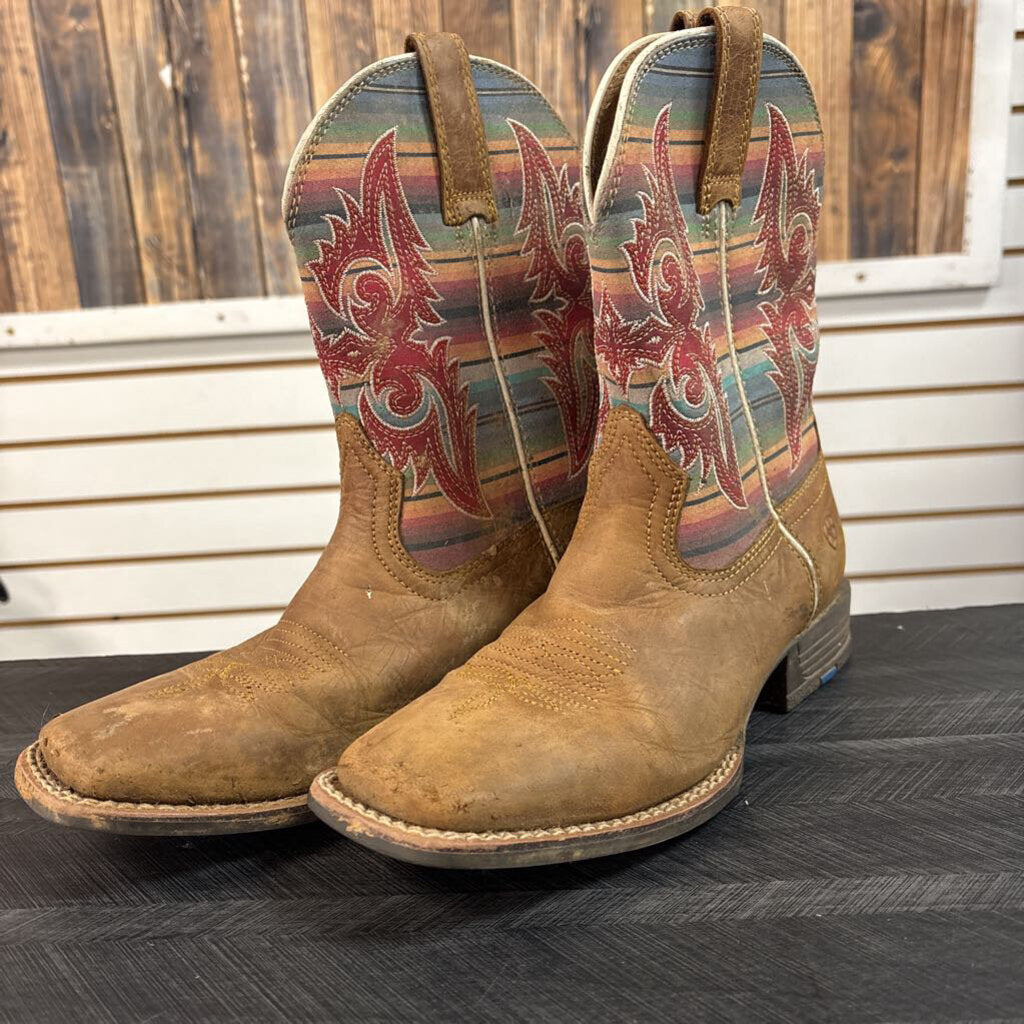 Ariat size 3 youth western boots