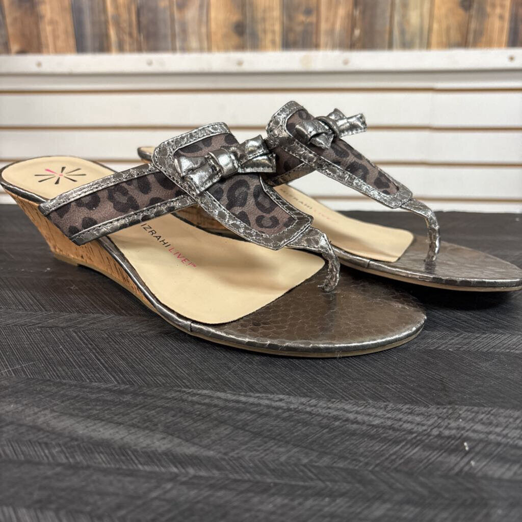 Isaac Mizrahi Sandals, Women's 8