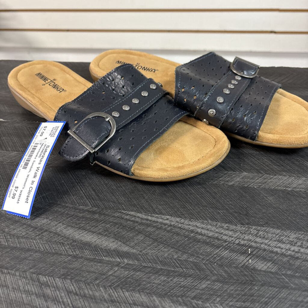 Minnetonka Sandals, Women's 9