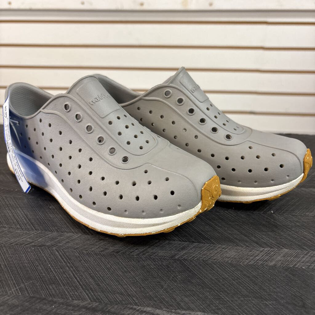 Natives Gray Shoes, Girl's J2