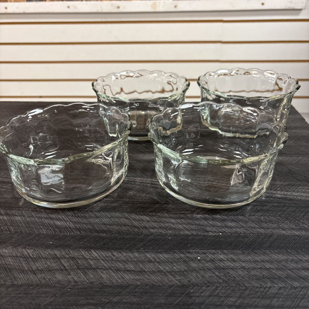 Anchor Hocking 4 Small Bowls - NO SHIP