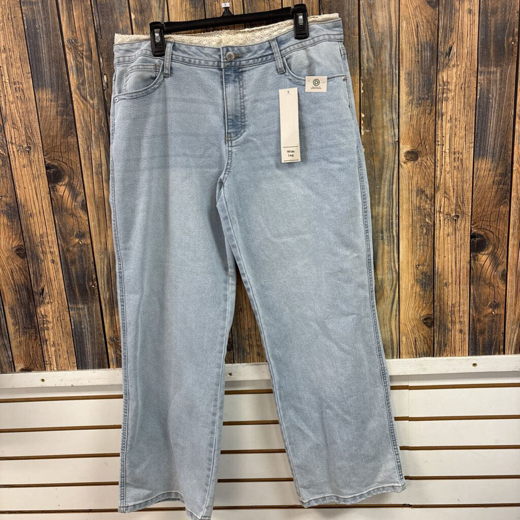 NWT Light Wash Wide Leg Jeans, Womens 14