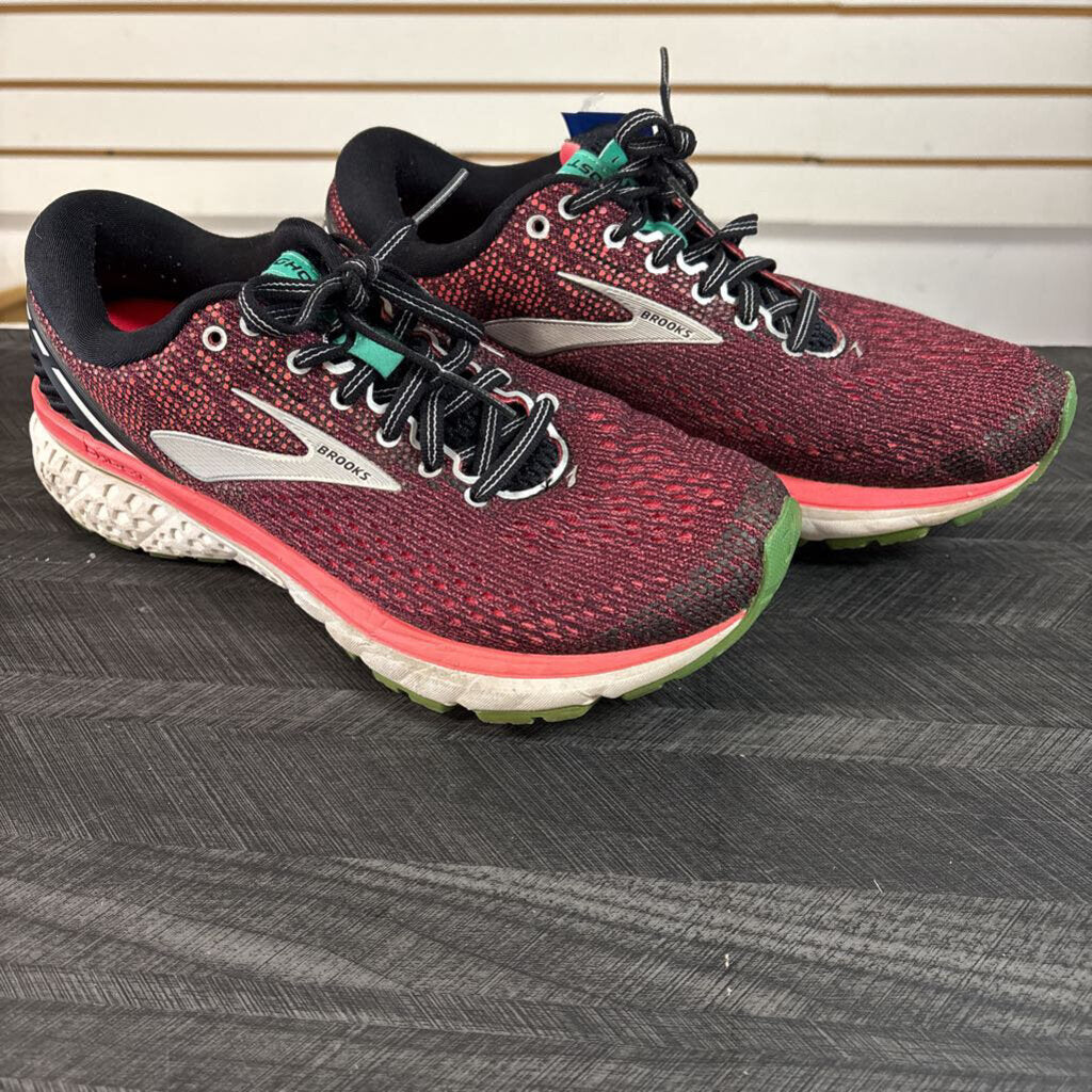 Brooks GTS 18 Grey/Pink Sneakers, Womens 8
