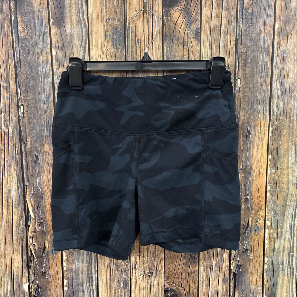 Yogalicious Black Camo Shorts, Womens M