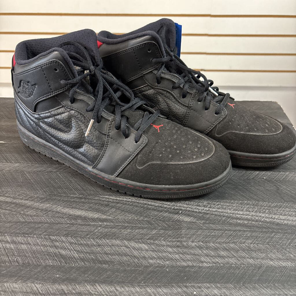 Nike Air Jordan Ones, Mens 13