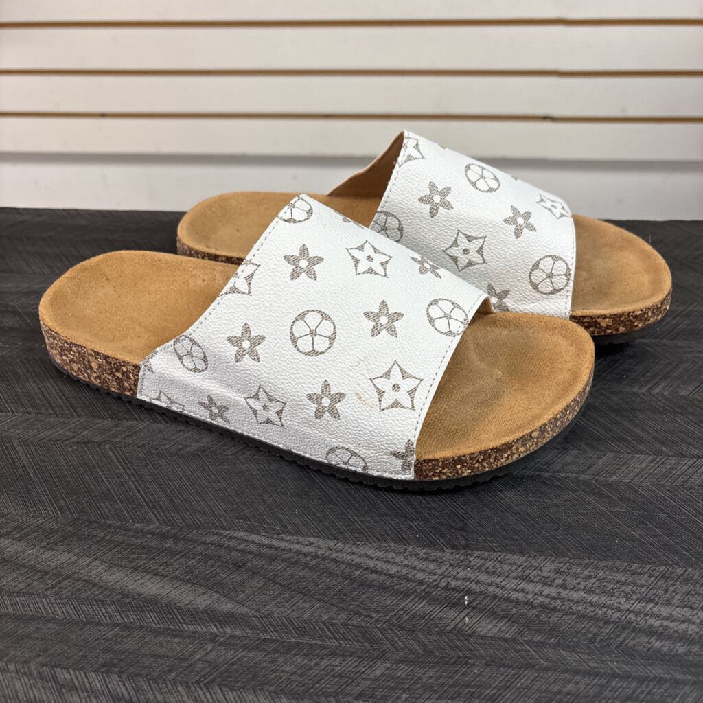 White Sandals, Womens 8/9