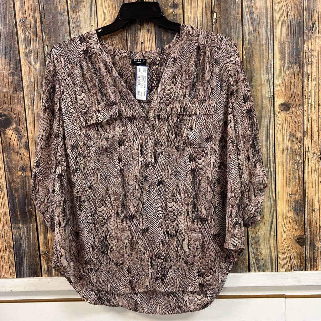 Torrid Snake Skin Top, Women's Torrid Size 1