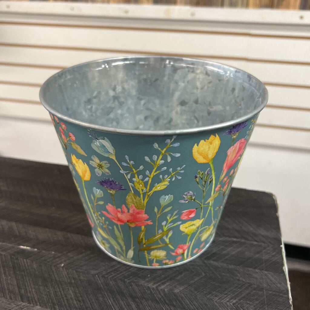 Floral Tin - 7x6 - NO SHIP