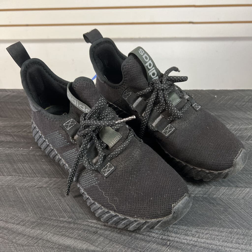 Adidas Black Tennis Shoes, Womens 8