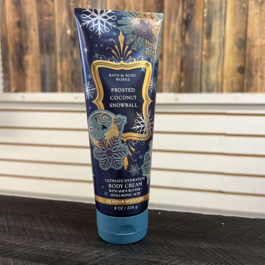 BBW Frosted Coconut Snowball Body Cream 8oz