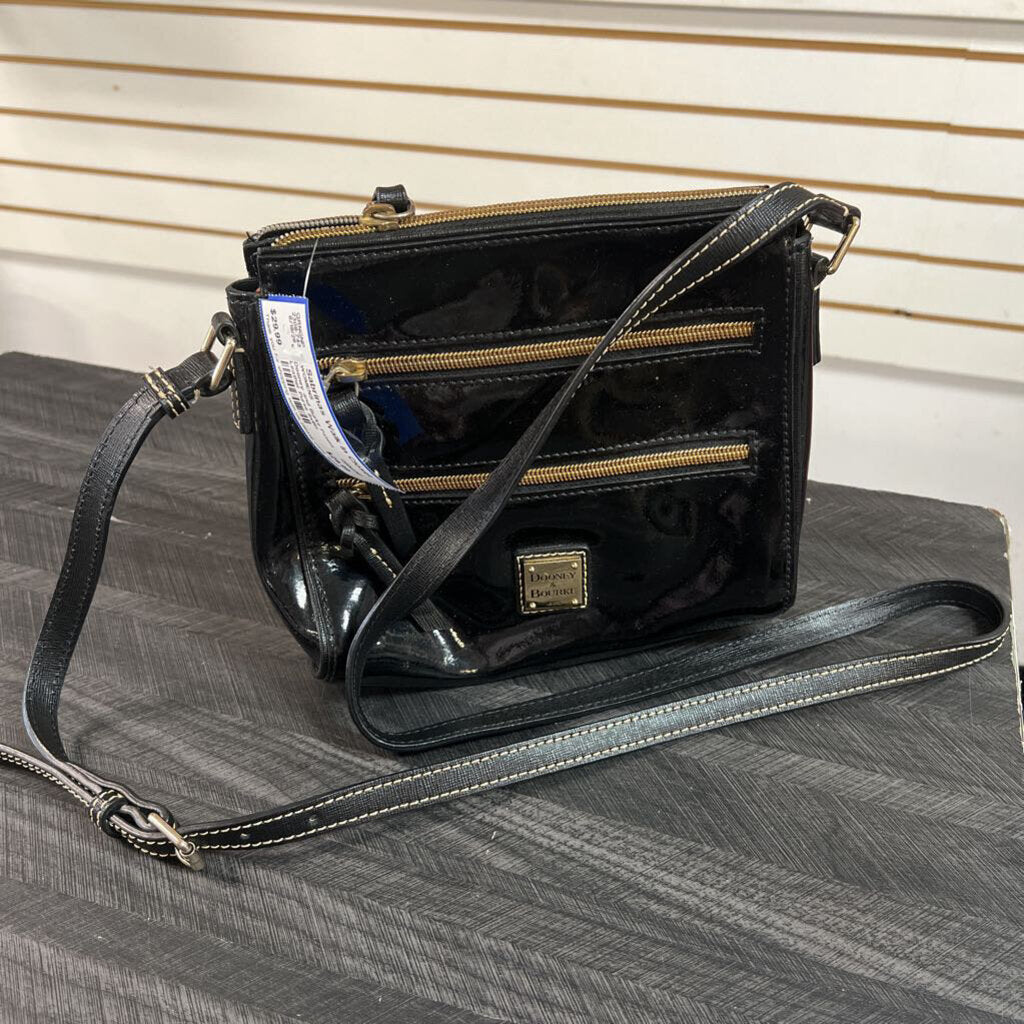 Dooney and Burke Patent Leather Purse 9x8in