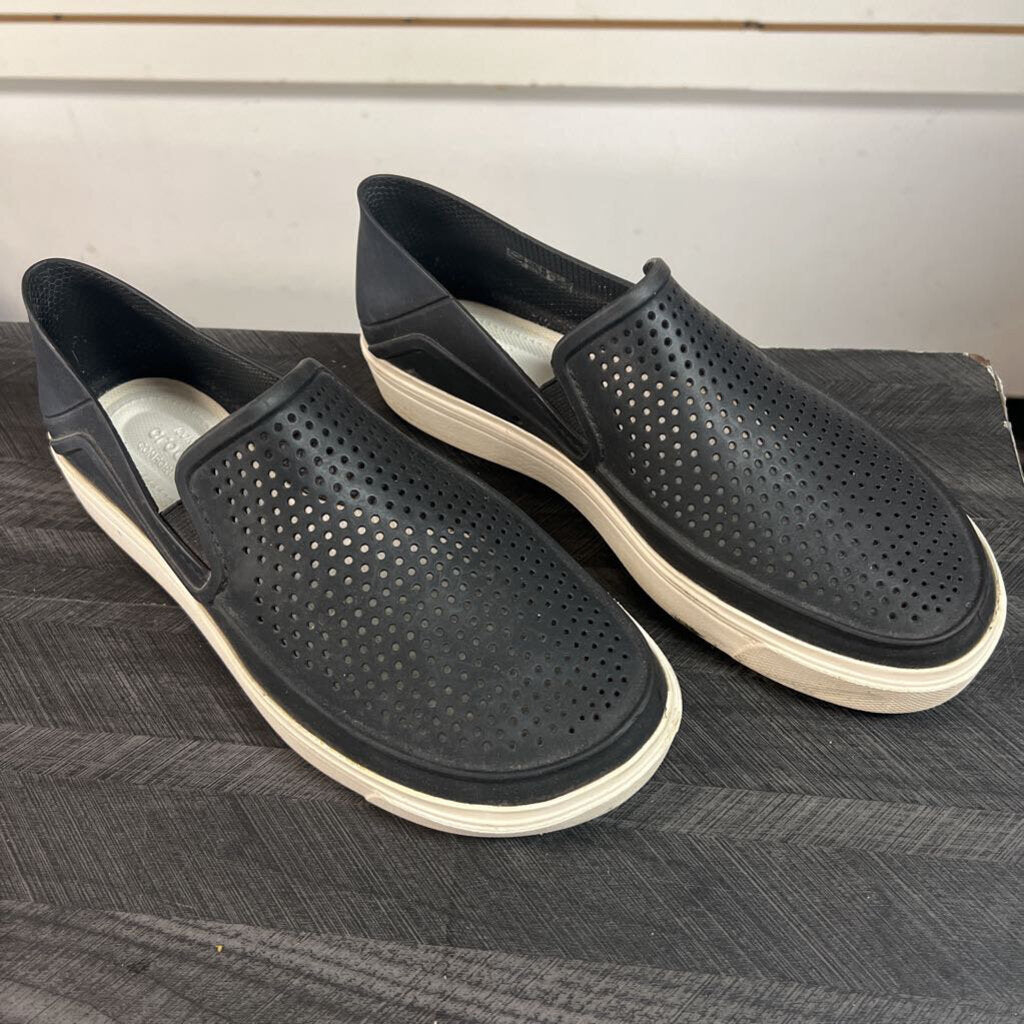 Crocs Black Water Shoes, Mens 7/W9