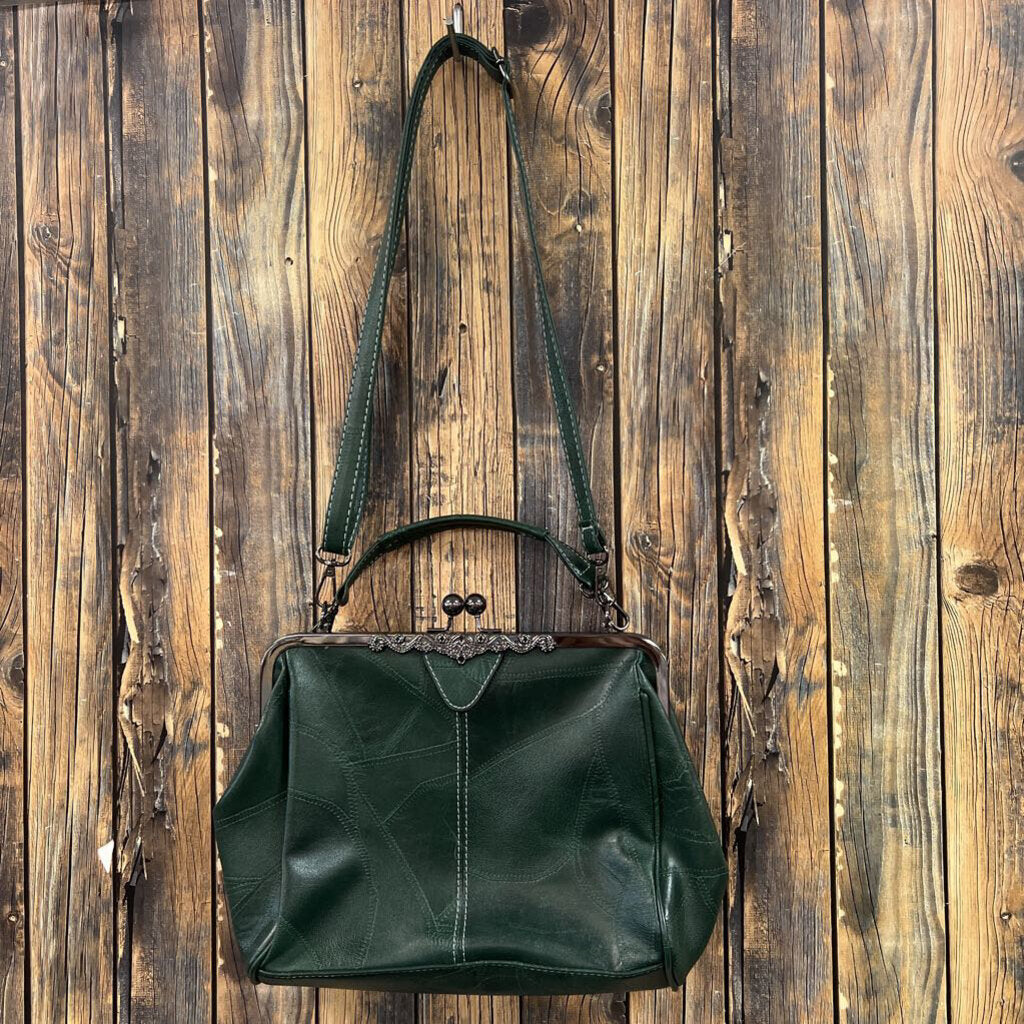 Green Purse w/ Shoulder Strap - 13x9