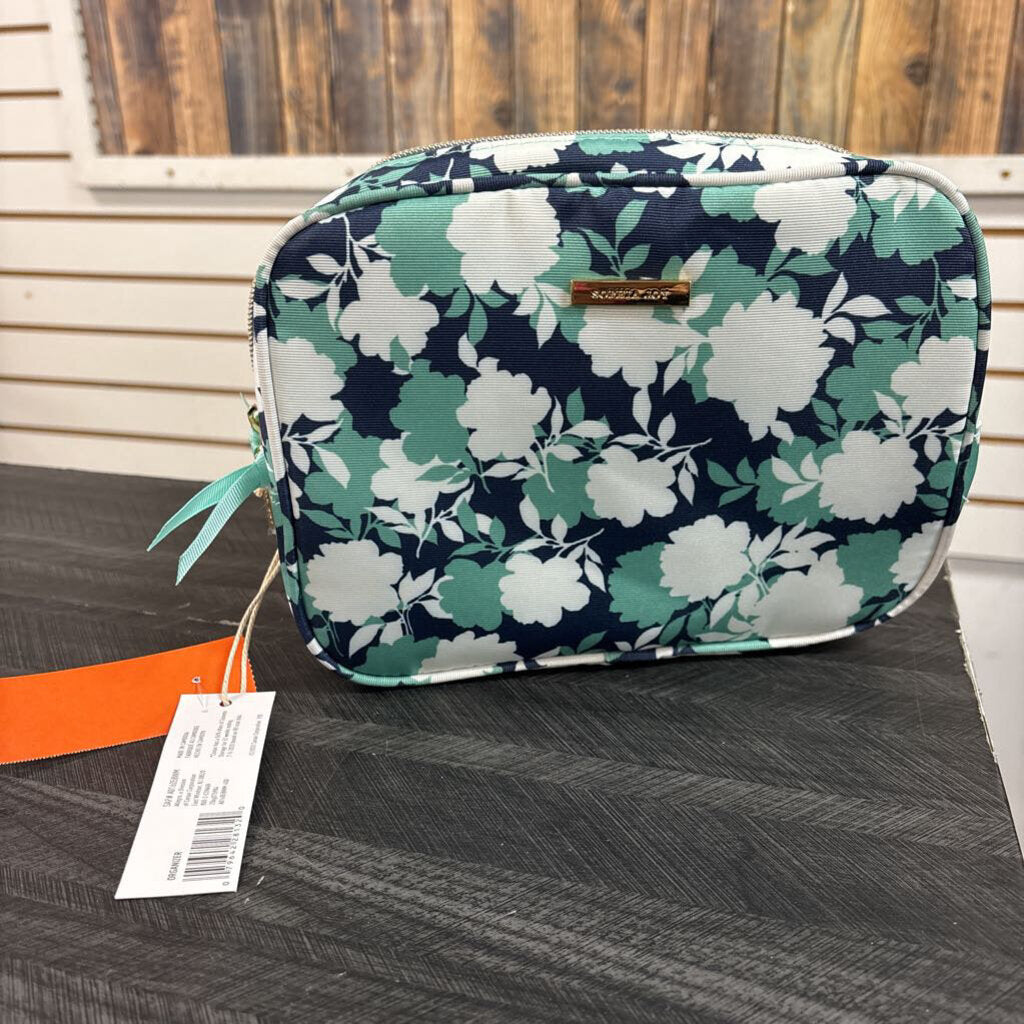 NWT Cosmetic Bag - 9x7