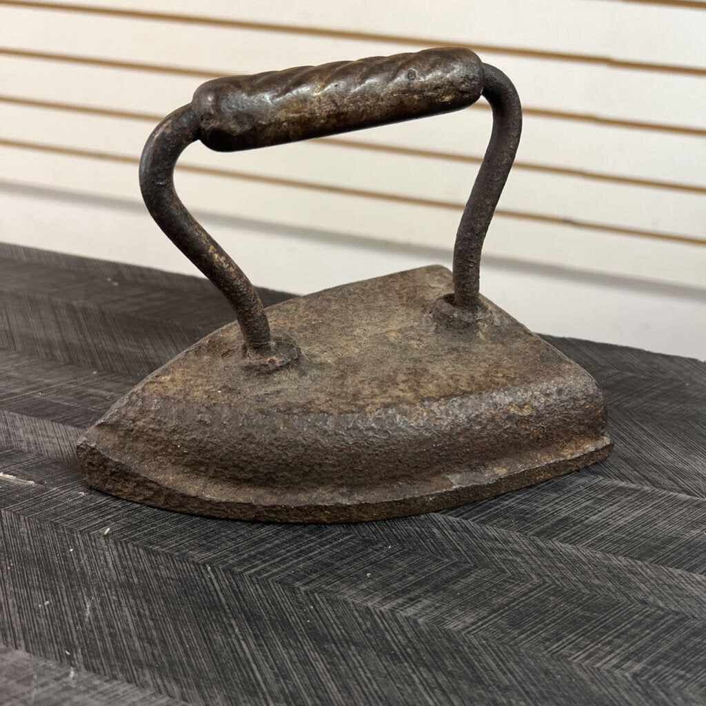 Vintage Cast Iron Sad Iron