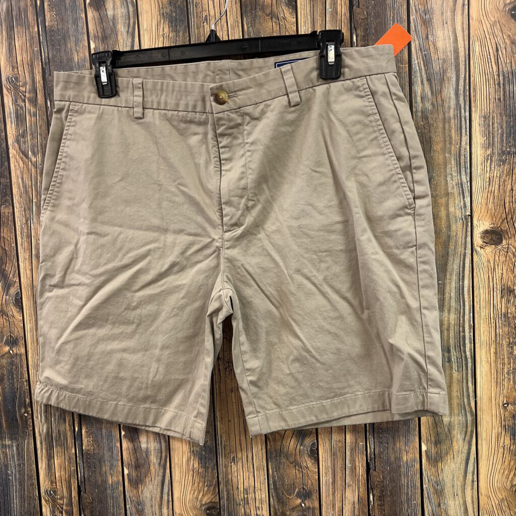 Vineyard Vine Khaki Shorts, Men's 36