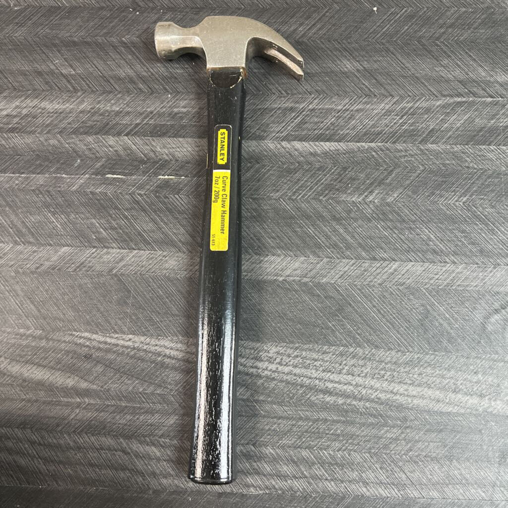 Stanley 7 OZ Hammer
