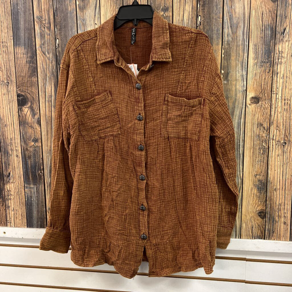 2FLY "Acres" Button Up Shirt, NWT Women's S/M