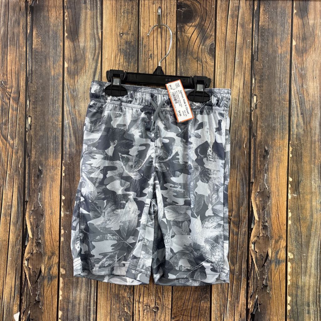 New Childrens Place Grey Camo Shorts, Boys 5/6