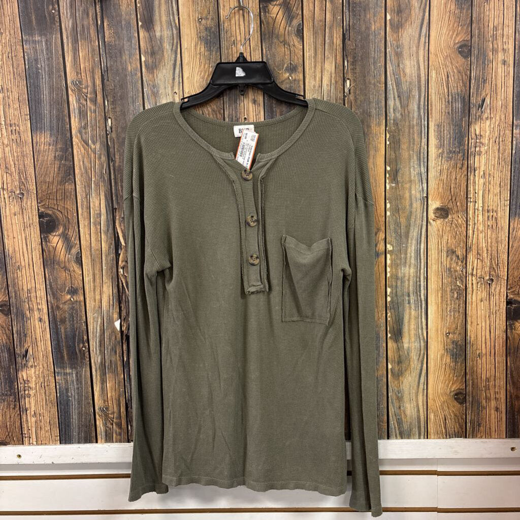 BKE Distressed Green Wafffle Knit Top, Womens S