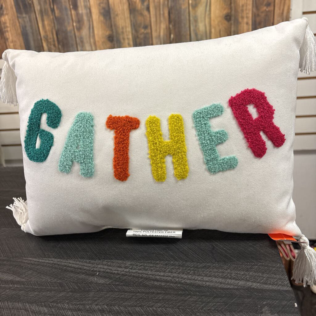 Gather Pillow 10x13in