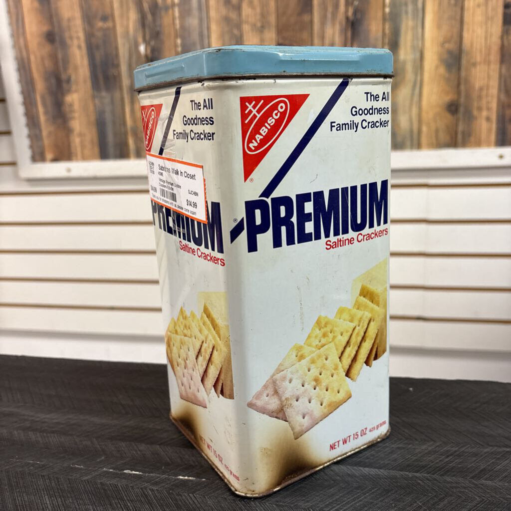 Vintage Premium Saltine Crackers 9.5x5in