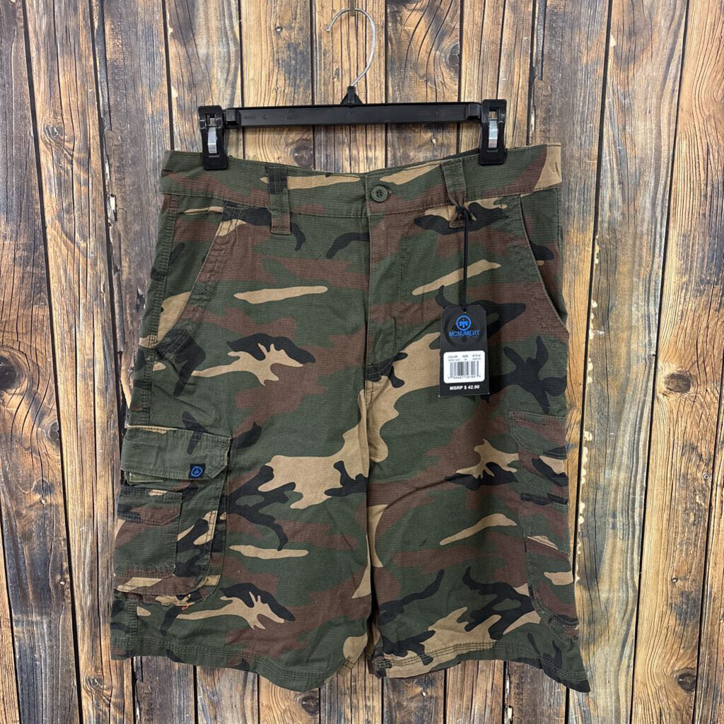 NWT Camo Shorts, Mens 30