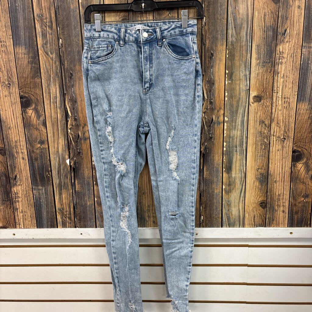 Tinseltown Distressed Jeans, Womens 5