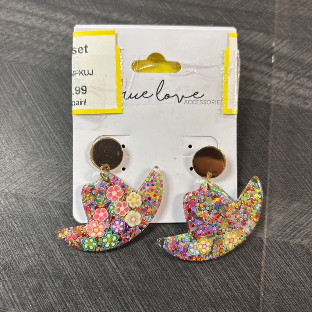 Hat Earrings, New