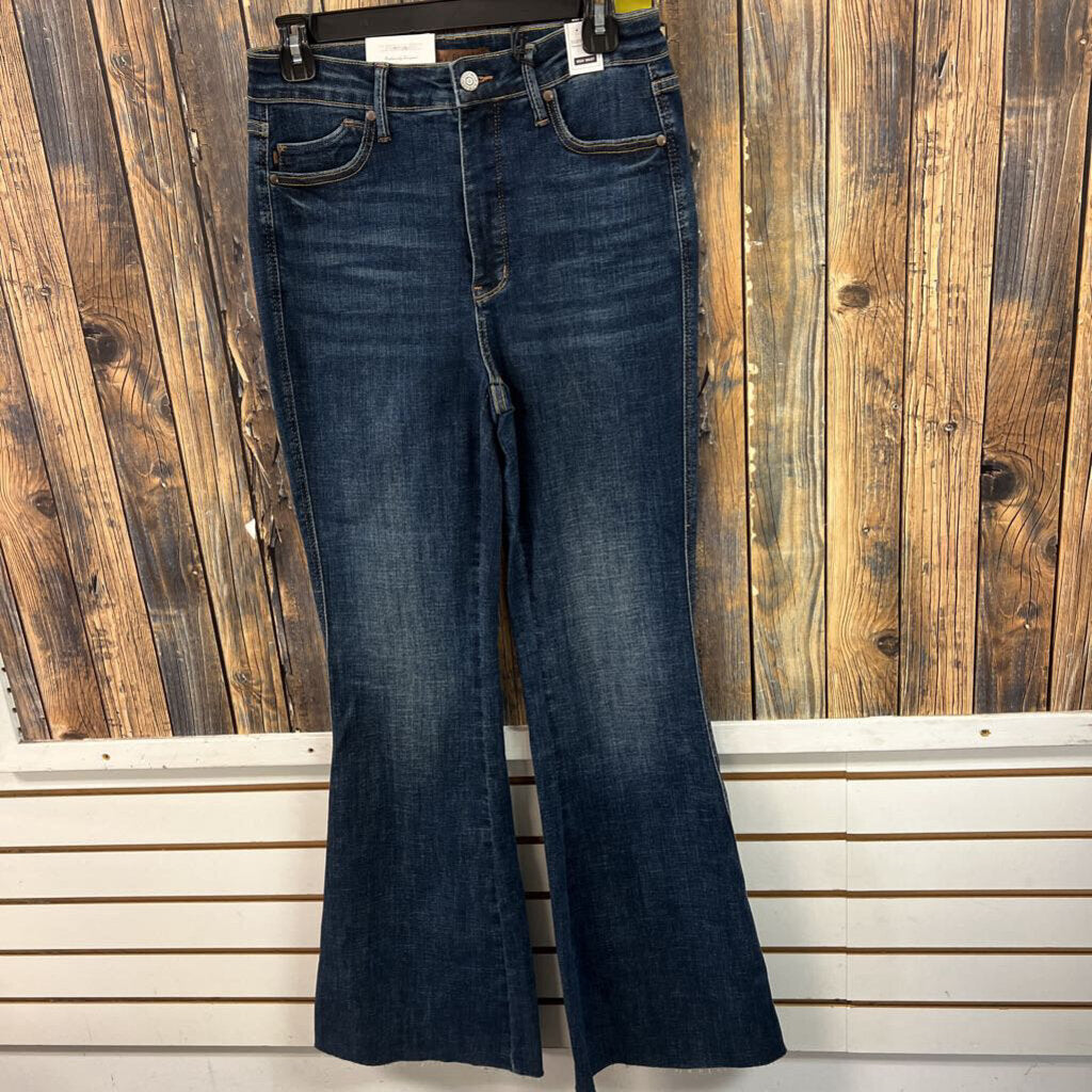 NWT Judy Blue Dark Wash Flare Fit Jeans, Womens 9