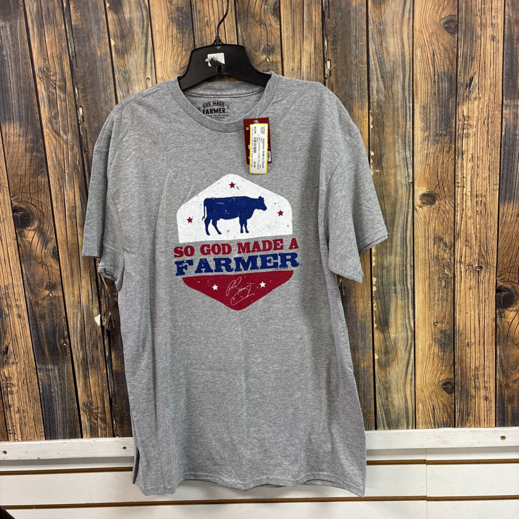 NWT God Made a Farmer Tee, Adult L