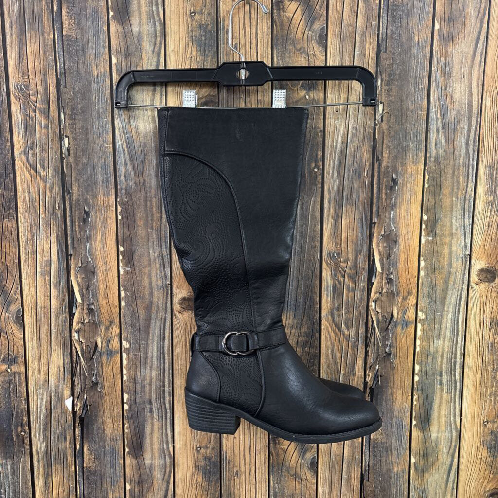 Easy Street Black Embossed Boots, Women's 6.5
