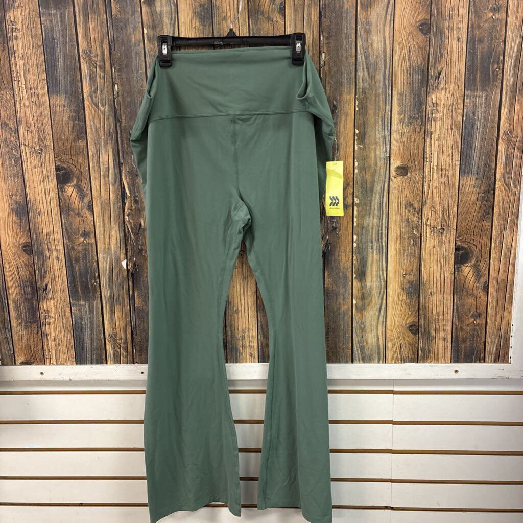 NWT Green Flared Leggings, Womens 4x