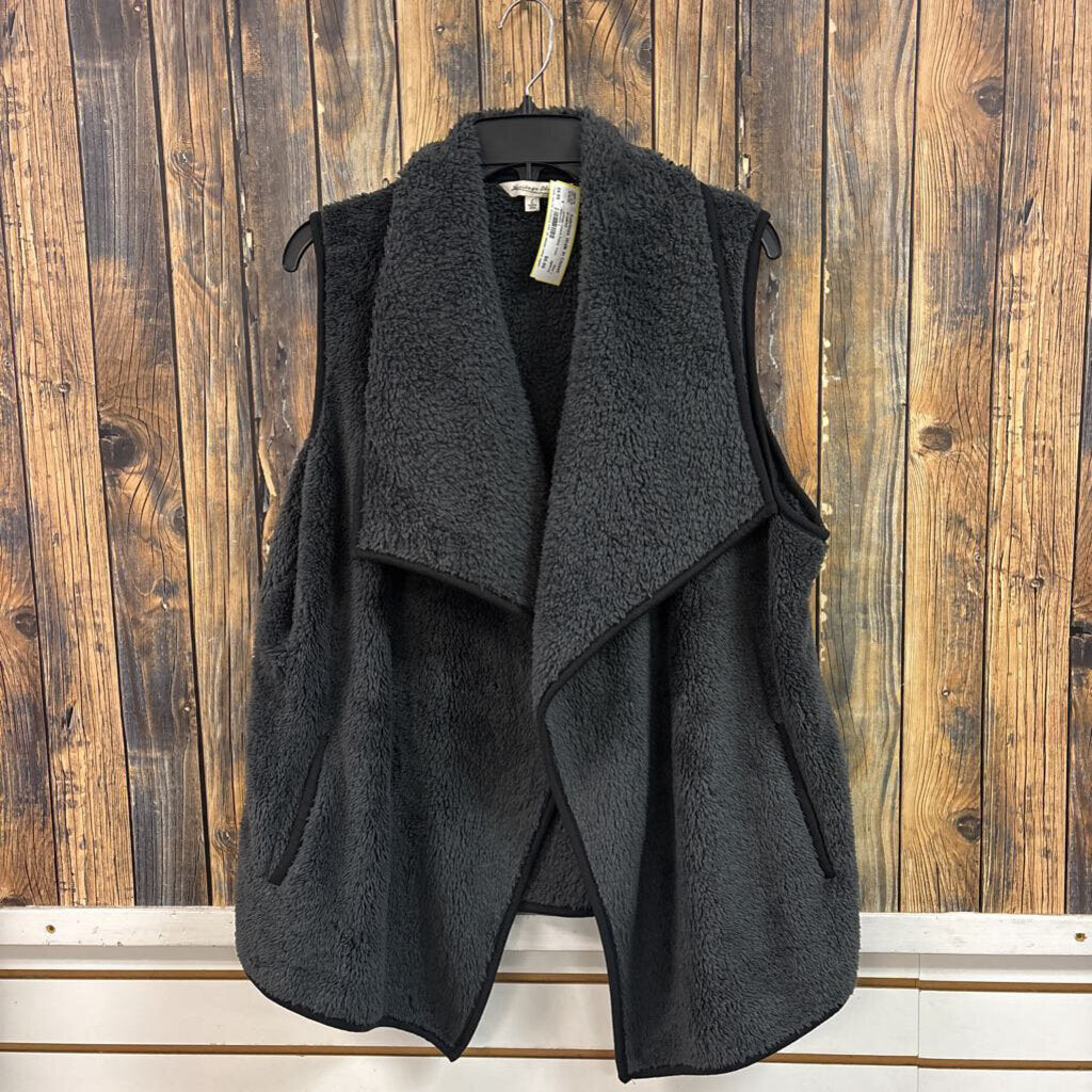 Heritage Charm Fuzzy Vest, Womens L