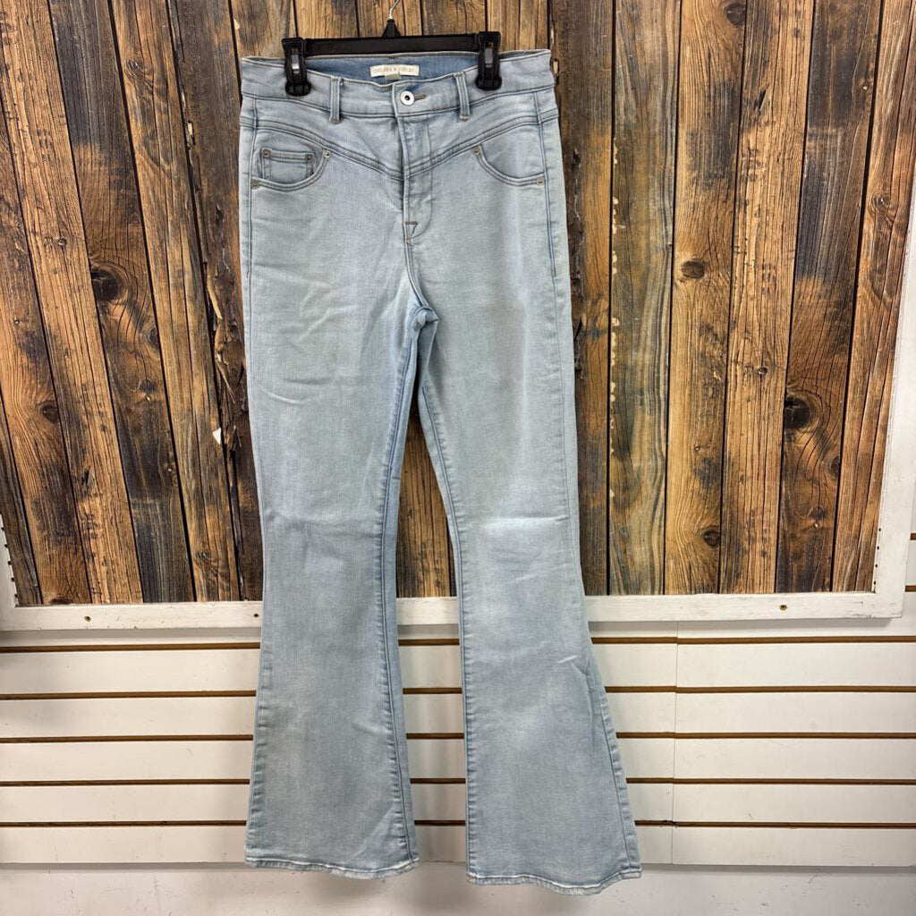 Chelsea & Violet Flared Jeans, Womens 4/27