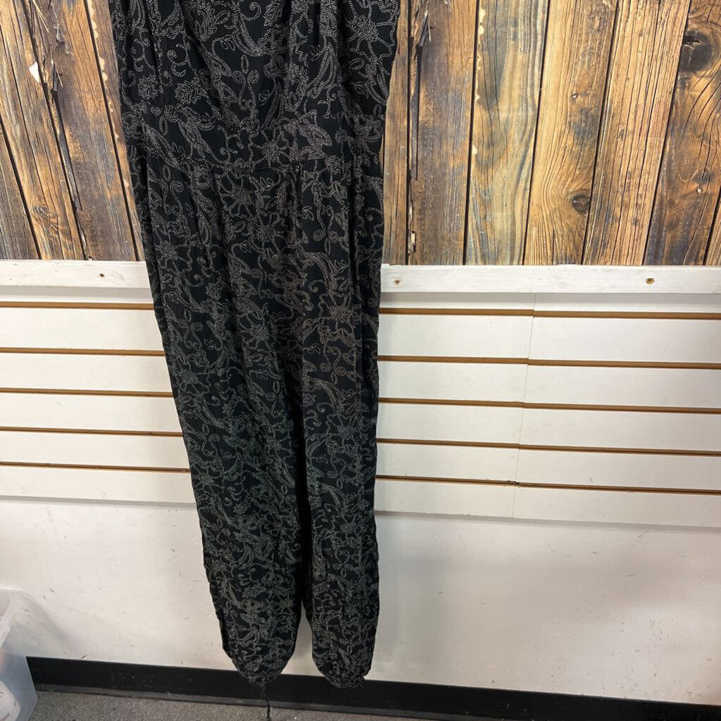NWT Black Jumper, Women's L